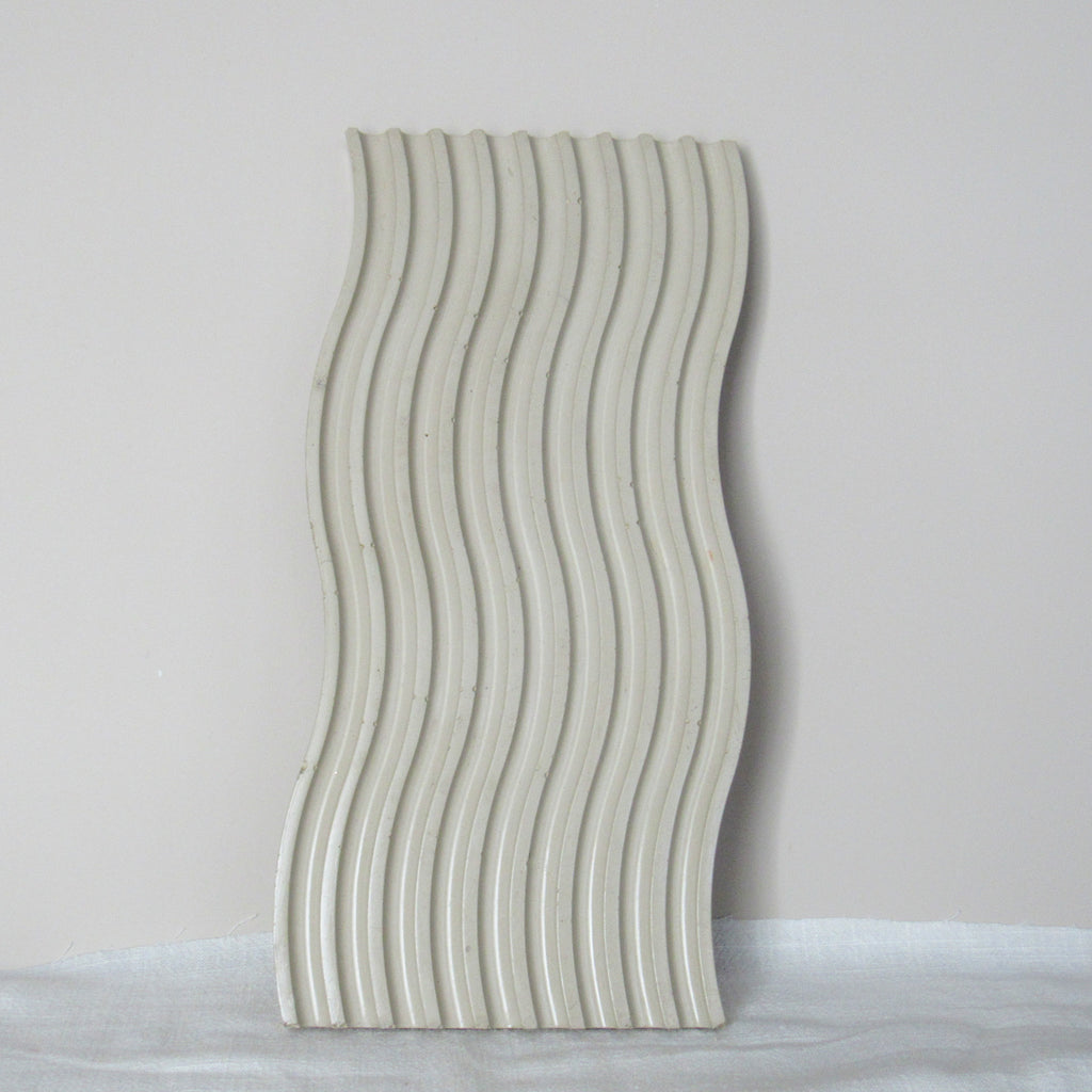 Sculpted Wave Concrete Tray