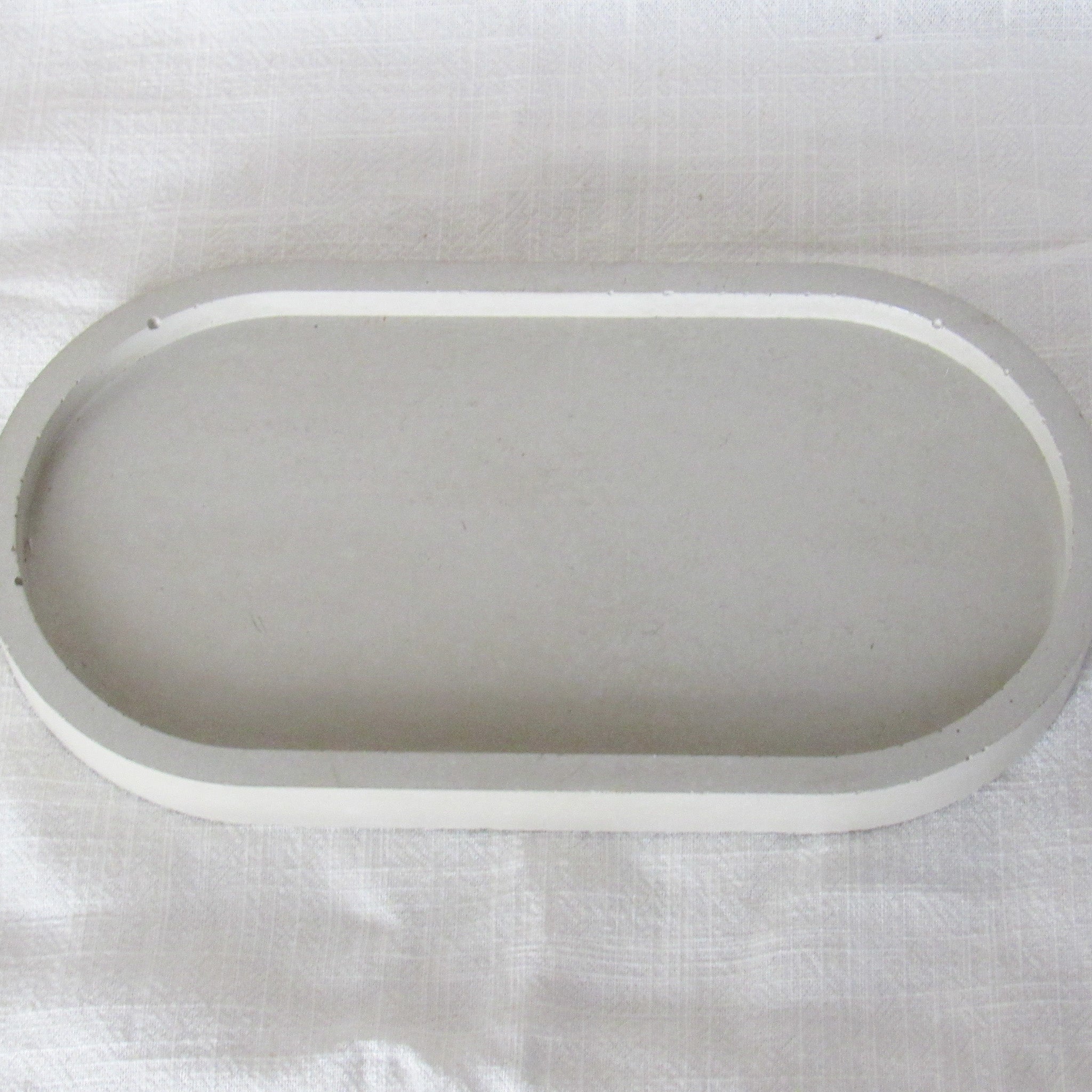 Minimalist Oval Concrete Tray
