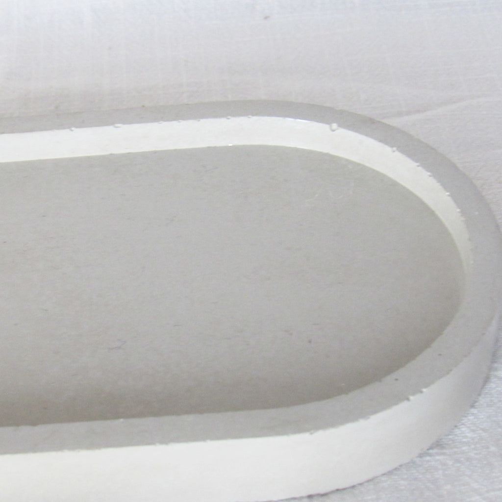 Minimalist Oval Concrete Tray